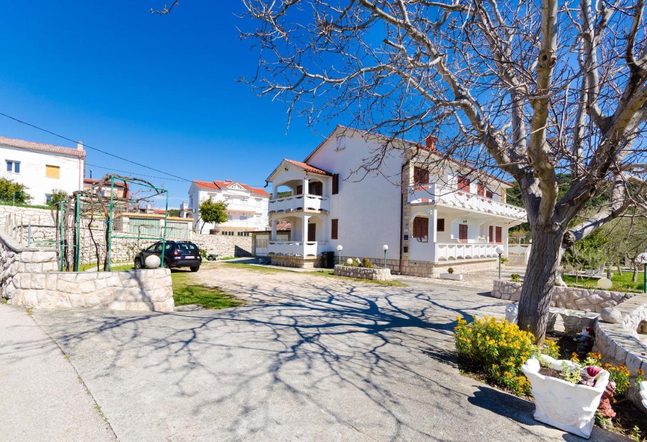 Apartments Vesna Kampor Exterior photo